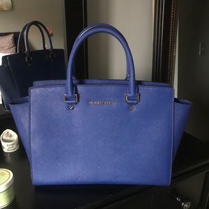 Michael Koors Large Selma Satchel Bag